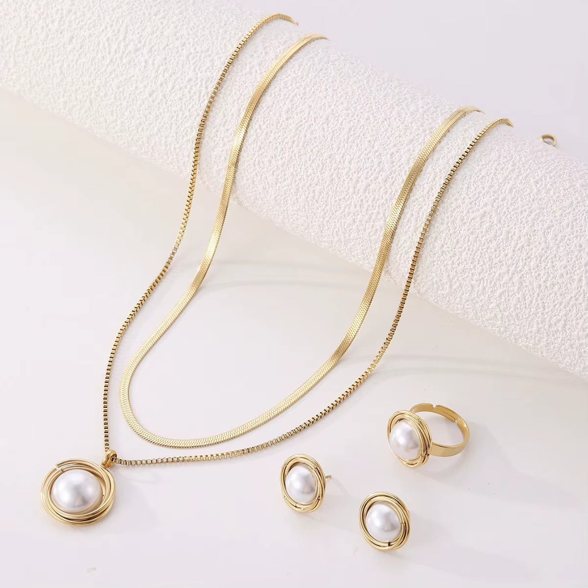 Set Serpent Perlé – Collier, Boucles, Bague